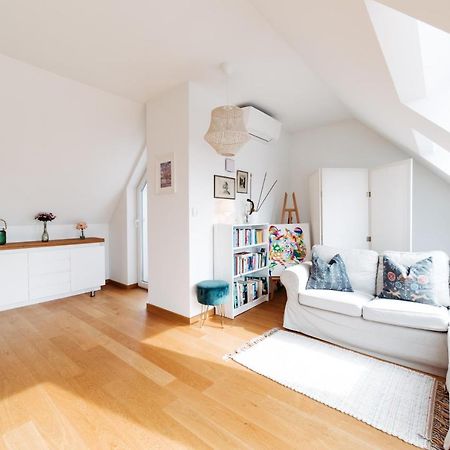 City Apartment Schloss Schonbrunn & Terrace Viena Exterior foto